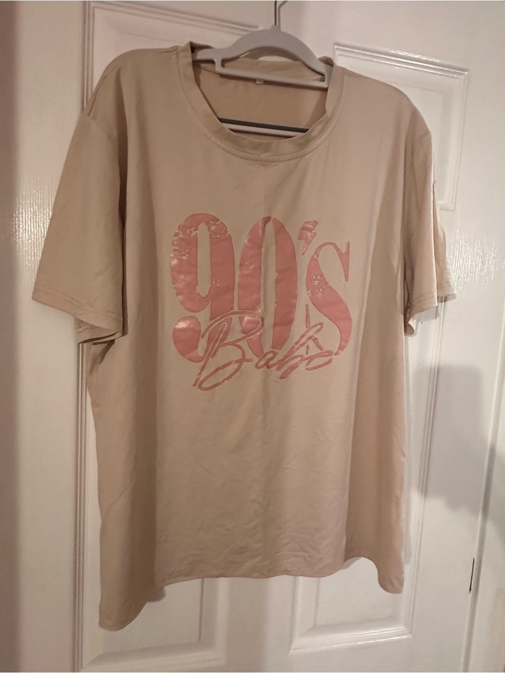 Beige '90's Babe' Graphic Tee